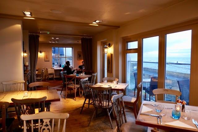 Jolly Fisherman Inn