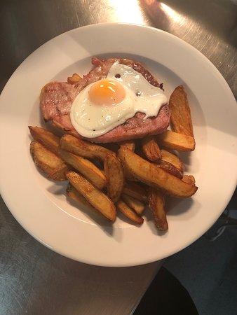 Linden Tree Pub